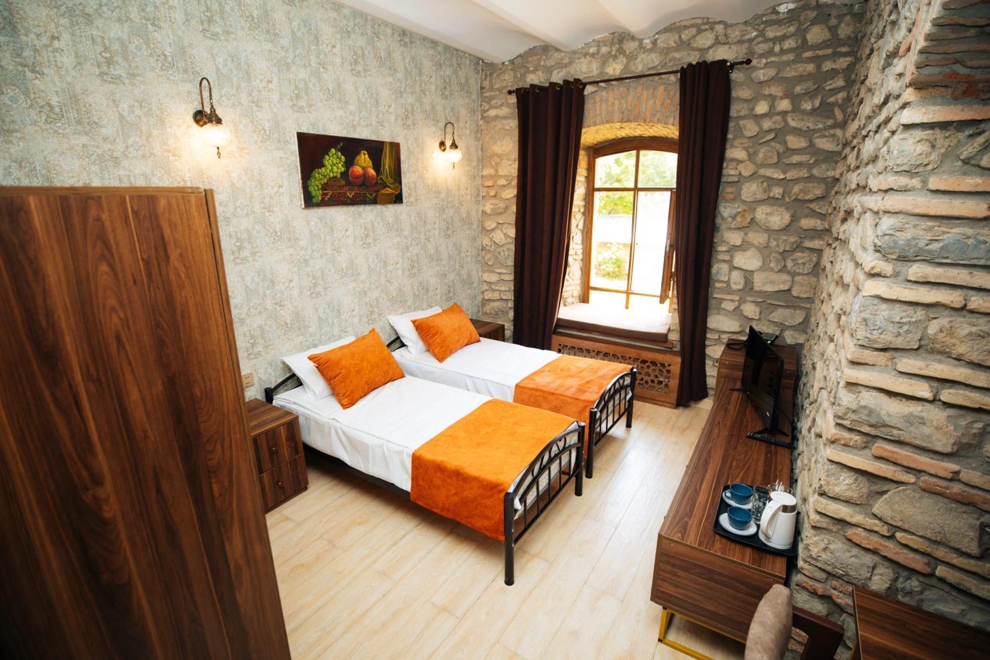 Art Hotel By Abad Guest Sheki Exterior photo