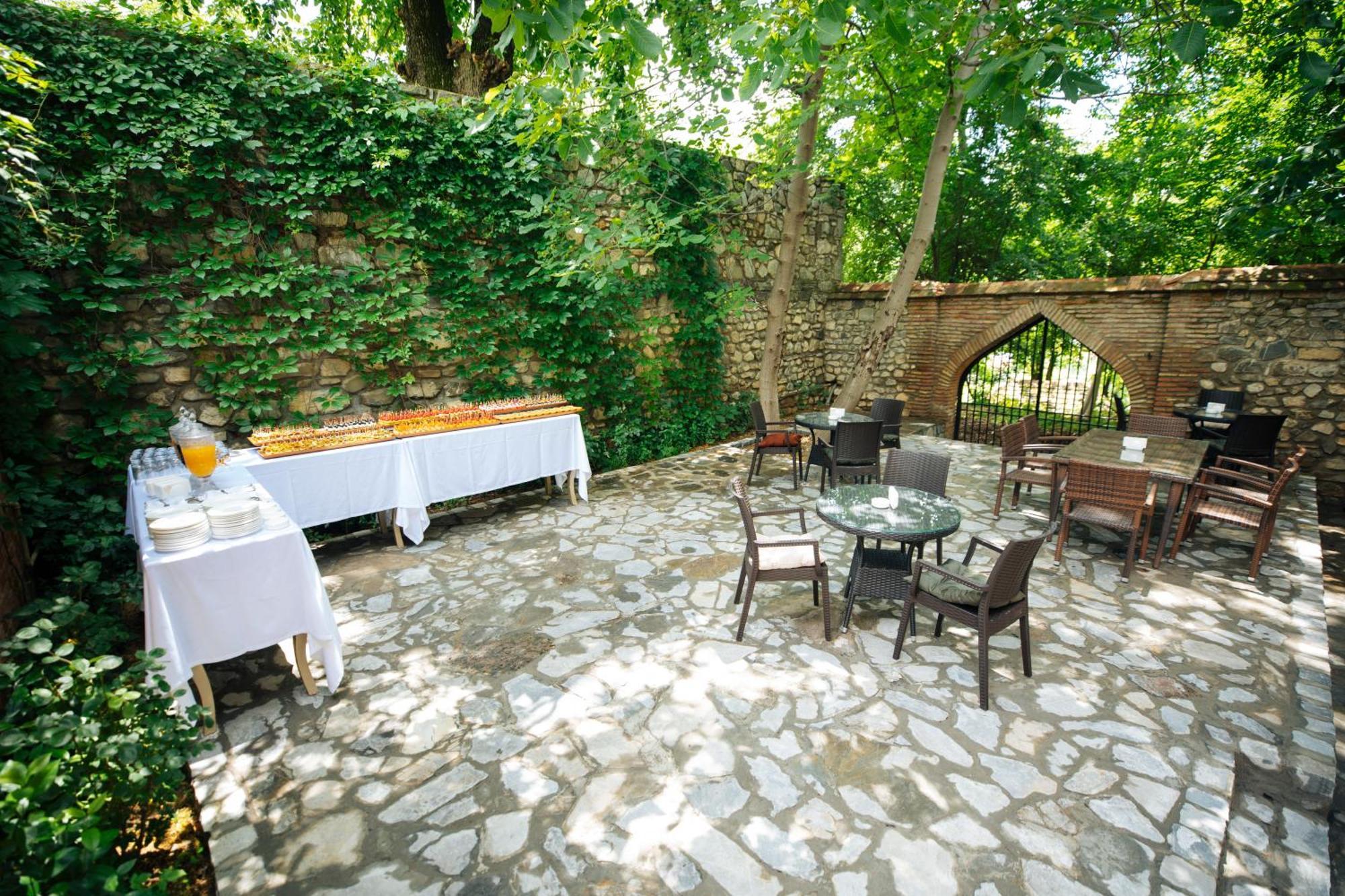 Art Hotel By Abad Guest Sheki Exterior photo